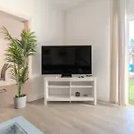 וילה Vinidum Climated Pool,jacuzzi,movietheather