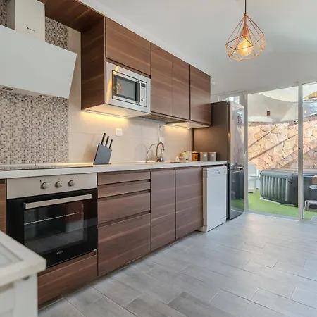 Vinidum Climated Pool,jacuzzi,movietheather 阿罗纳