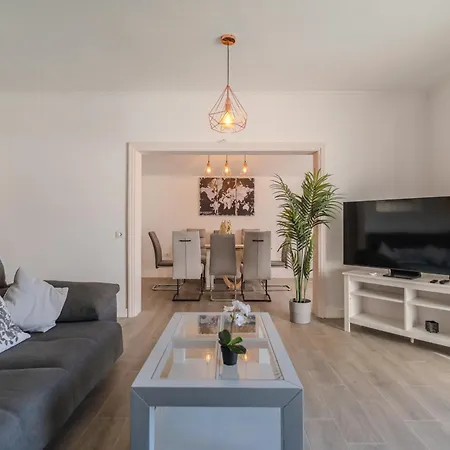 Βίλα Vinidum Climated Pool,jacuzzi,movietheather Arona (Tenerife)