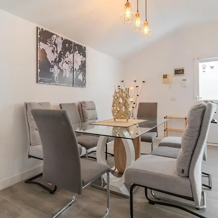 Vinidum Climated Pool,jacuzzi,movietheather Βίλα *