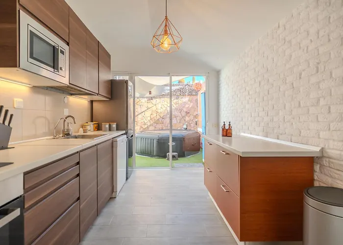 Vinidum Climated Pool,jacuzzi,movietheather Villa *